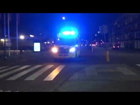 Primeur gloednieuwe ambulance 12143 met spoed naar de zwedenstraat in haarlem