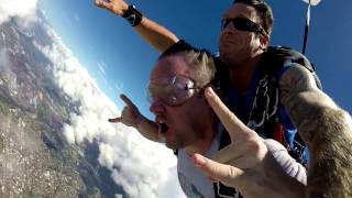 preview picture of video 'My Skydive the beach, Wollongong,  tandem jump 22/2/2015'