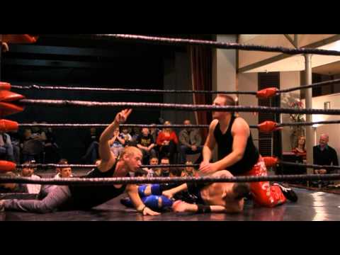 Worstelen 10-11-11.mov