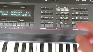 Video thumbnail for Ensoniq SD1 (32 Voice OS4.10) by Alex Stone