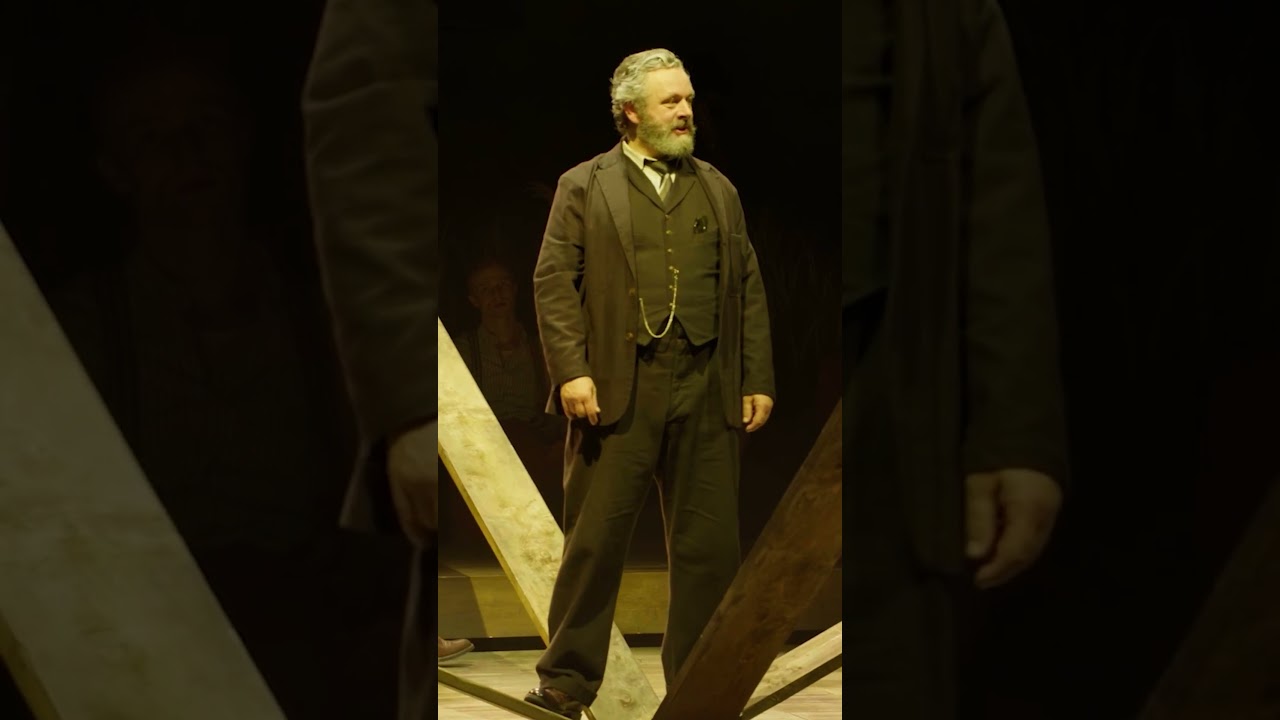 Miniature de la vidéo The passing of time is inevitable #OurTown #NationalTheatreatHome du film Our Town