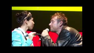 Damon Albarn / Funny moments on stage (Part 1)