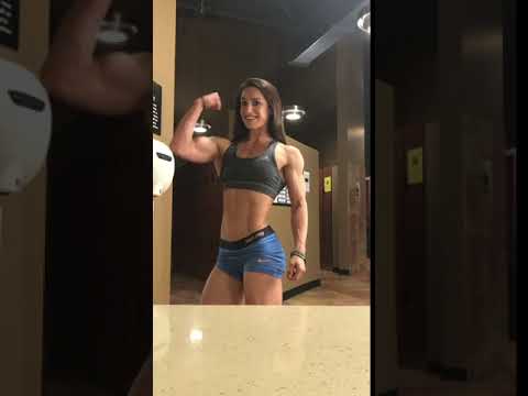 Macey Toney- fit pose