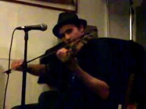 Jeff Andrew, Graveyard Downtown, folk noir violin, live in Montreal