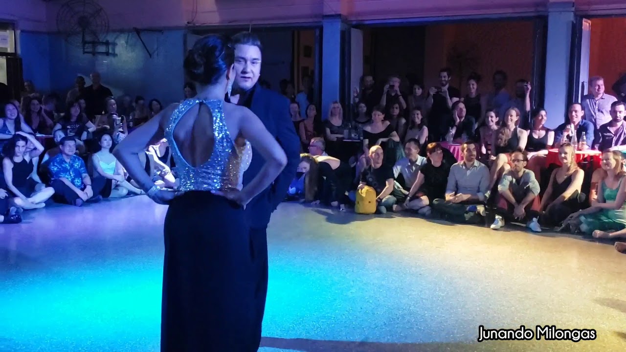 MARIANO "CHICHO" FRUMBOLI & MOIRA CASTELLANO | Milonga de mis amores