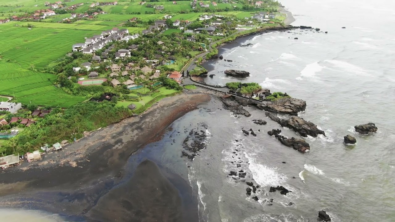 Experience aerial views of Pura Gede Luhur Batu Ngaus.