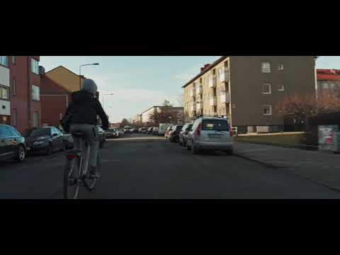 Mukki - Liten Grabb (OFFICIELL MUSIKVIDEO)