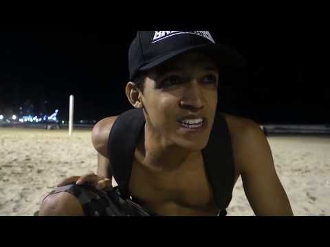 Sweet dreams afreim sendo assaltado