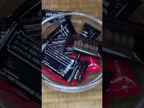 meiji chocolate #asmr #satisfyingvideo #shorts #asmrsounds #satisfyingasmr #japan #sweets #chocolate