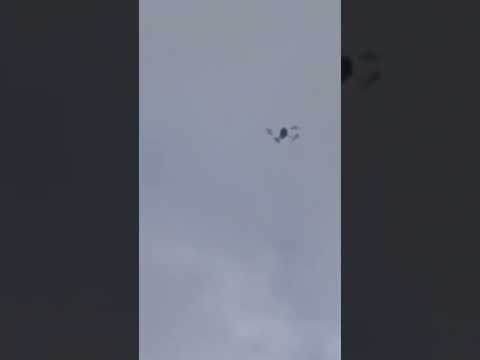 passou um drone aqui em cima da minha casa em Alagoas lagoa da canoa e meu bairro e barro Vermelho