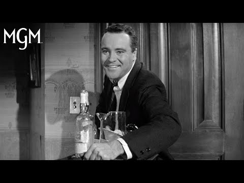 DAİRE (1960) | Açılış Sahnesi | MGM