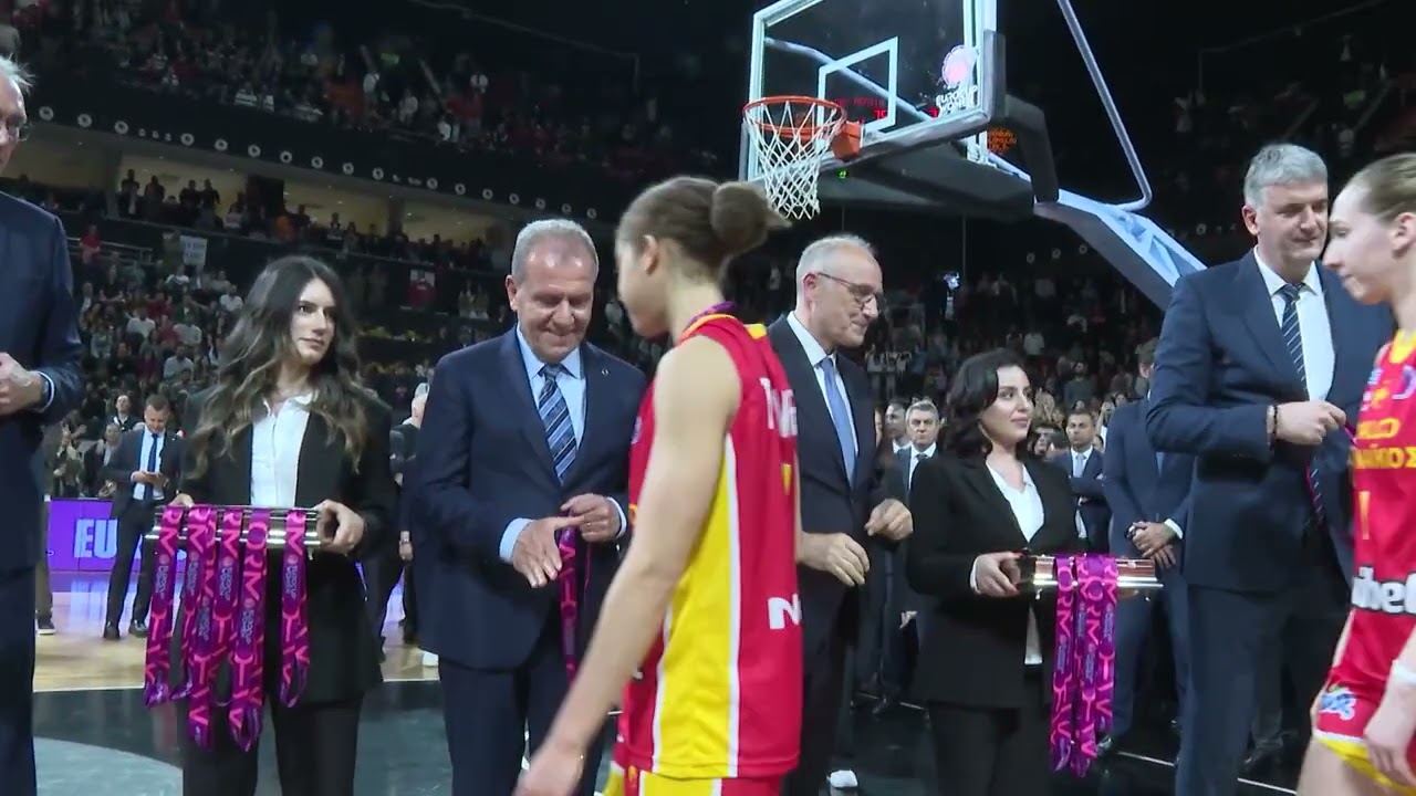 BAŞKAN SEÇER ÇBK MERSİN VE ATHINAIKOS MAÇINI TRİBÜNDEN TAKİP ETTİ