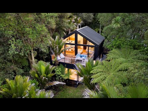 SOLD - 54 Otitori Bay Road, Titirangi - Ketiesha Elliott and Frankie Excell