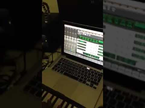 Elie Assani Mze ( Donkichoc Boomstrack ) - Beats Studio 4  - CMG Music Beats
