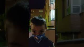 Chas y aparezco a tu lado