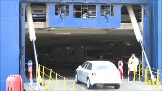 preview picture of video '2D Autoverladung im Hafen Emden - Cars driving onto Car Carrier in Emden Port'