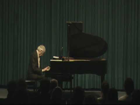 Este amor como un sol  -  Composed and performed by Saúl Cosentino