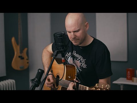 Can't Help Falling In Love - Elvis Presley (Darryl Green Acoustic Cover)