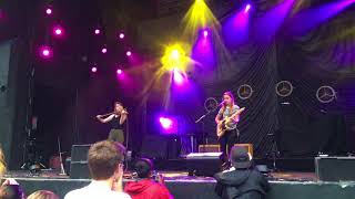 Julien Baker - Shadowboxing (live)