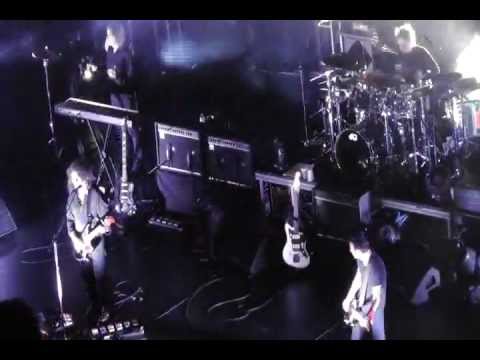 the cure - doubt {live in NY 11-25-11}.flv