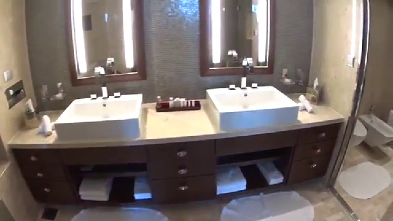 Celebrity Silhouette - Cabin 1611 - Video 2