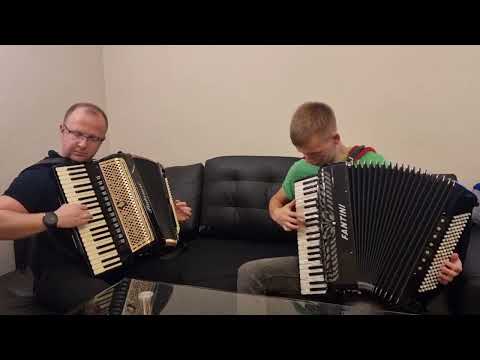 Hej dobro była dobro /krakowiok/- na dwa akordeony z Ks. Piotrem [Duet akordeonowy]
