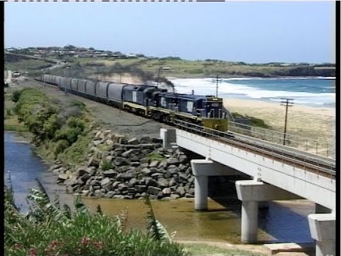 Australian diesel locomotives - Illawarra Region - Friday December 20th, 1996
