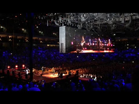 U2 Berlin 13.11.2018 Mercedes Benz Arena The final Show of IE TOUR