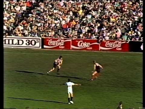 VFL Football flashbacks : 1987 Melbourne vs Collingwood MCG