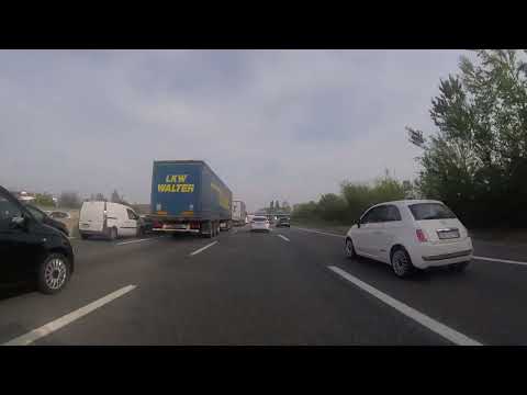 Highway bad driver italy autostrada A8 svincolo A4 13/04/22