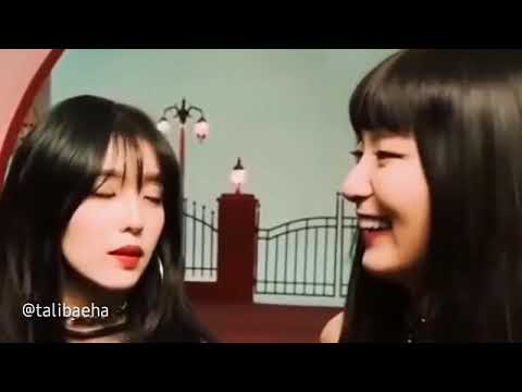 Irene Can't Get Enough of Seulgi's Lips 👄👀