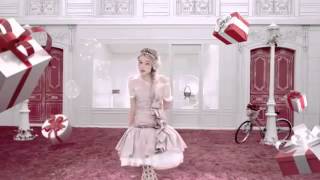 Nina Ricci Nina L&#39;Elixir Perfume Advert with Sunday Girl song by Florrie
