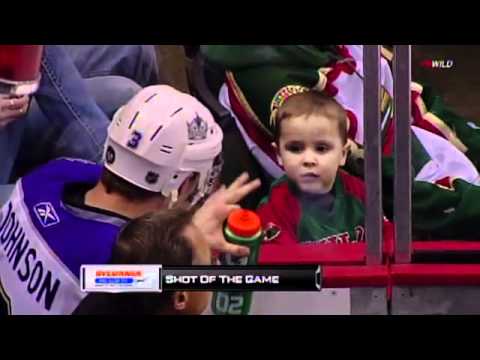 Jack Johnson's Stare Down from a Wild Fan