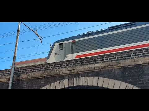 ICN 1964 in arrivo a Catania Centrale