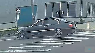 阿不是很急？又停在路上學土撥鼠叫