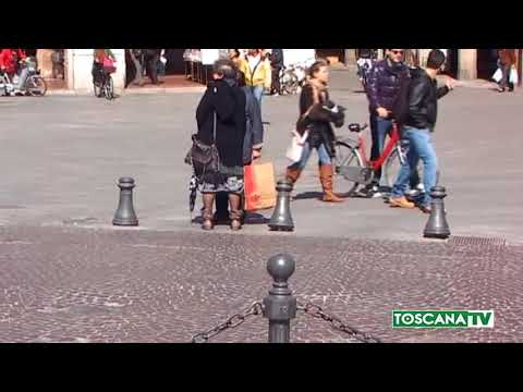 2018-02-04 FIRENZE - VIOLENZA SESSUALE, RAGAZZA DENUNCIA, PALPEGGIATA