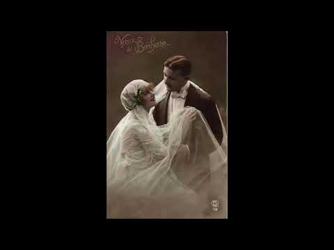 Isn't There A Little Love? - Joe Wingy Mannone & His Club Royal Orchestra (Frank Teschemacher)