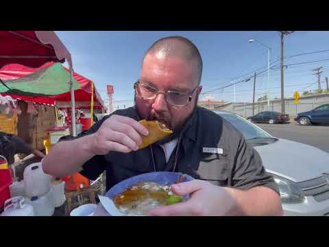 Gringo Tries Authentic Mexican Street Tacos For The First Time