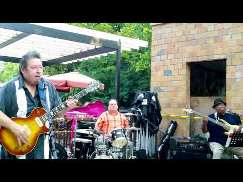 Slim Harpo Medley - Johnny Roy & The RubTones - Goodfellas 09/17/2017