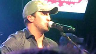 Luke Bryan- I&#39;m Hungover clip