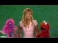 Sesame Street Kristen Bell Elmo And Abby Splatter
