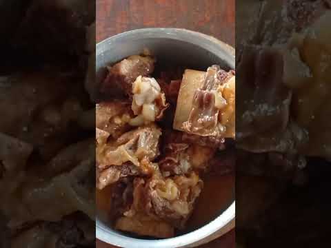 costela cozida na cebola