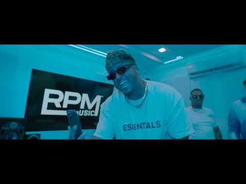 Alvaro La Figura X El Yunti FT Jacob Forever - Un Corazón (Video Oficial)