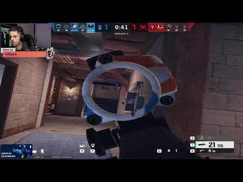 CLUTCH 1V2 DO RAZAO, QUE CARA BOM - MELHORES MOMENTOS RAINBOW SIX SIEGE