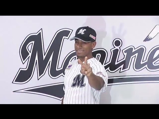 マリーンズの新外国人・サントスが入団会見!! 2017/5/26 M-Bs