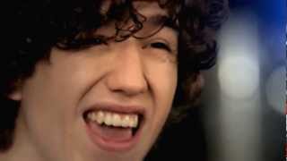 Video Six String Thing de Janieck Devy