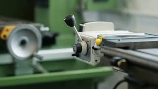 Warco Super Major, robustní frézka-vrtačka na kov, převodovka, DRO 2-osy, 450 kg