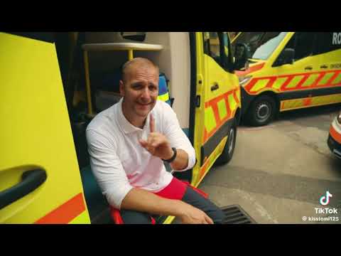 Kiss Tamás - A Mentős