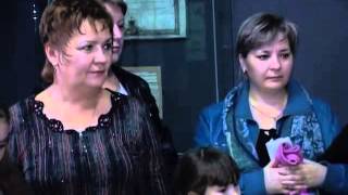 preview picture of video 'В Кузнецке для беженцев из Украины организовали экскурсию в музей'