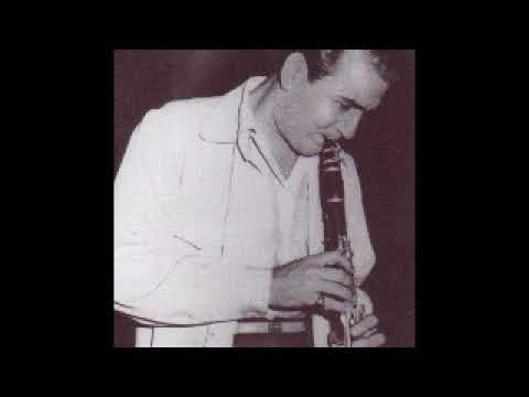 "Traffic Jam" (1939) Artie Shaw with Buddy Rich